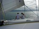 Sarah en Bas op de boot
