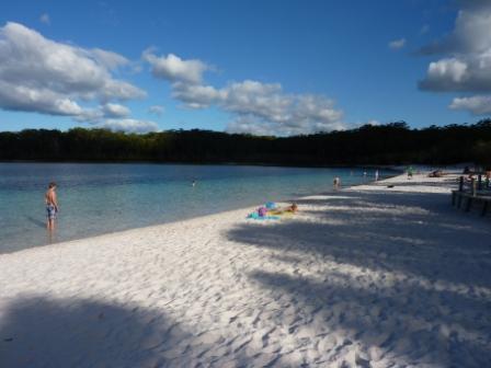 Lake McKenzie-Fraser Island