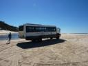 De bus op 75 miles beach-Fraser Island