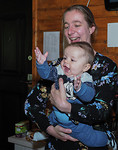 Ook de jongste deelnemer deed al enthousiast mee :) (zoon van team-lid)