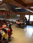 Knutselen met het kinderprogramma