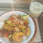 Cocktail & Thai Food
