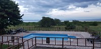 Zwembad bij Ihamba Lodge