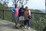 Zus met haar twee broers op de Mount-Nebo