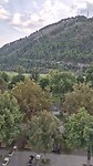 Zicht vanaf hotel White city Berat