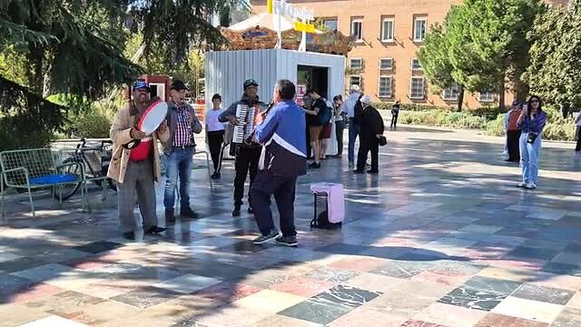 Muziek op Skanderbeg plein