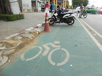 'Bikelane' in Bangkok met hindernis