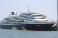 Grote boot en kleine boot