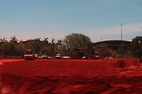 Rood zand bewerken...