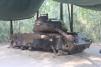 Veroverde Amerikaanse tank in het Cu Chi complex