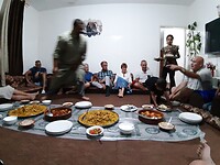 Eten bij de mensen thuis