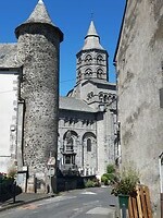 De kerk in Orcival