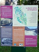 Herinnering aan het mijnbouwverleden in Pontgibaud