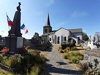 De kerk van St.-Pierre-le-Chastel