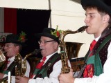 Met muziek