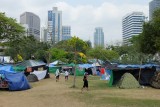 "camping" demonstranten in lumphini park