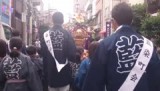 Kids tilling the mikoshi2