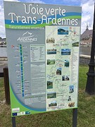 Nu autovrij bekroonde fietsroute Trans Ardennes Voie Verte ca 100 km te volgen tot Charleville Mez.