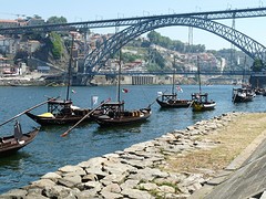 De portbootjes bij de Eiffelbrug