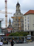 Hijskranen ontsieren het stadsbeeld