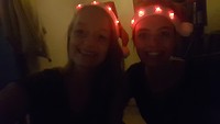 Blij met onze kerstmuts