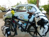 Santos, even groot als een Fiat 500