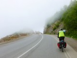 Vlak voor Zonguldak terug de wolken in die tegen de kust aan liggen