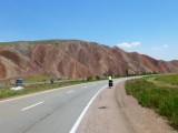 Rode steen op weg naar Tabriz