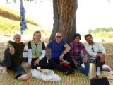 Ontbijt picknick met Ahma, Ali (rechts) en 2 vrienden