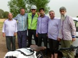 5 leraren onderweg naar Tehran (onze watermeloenstop)