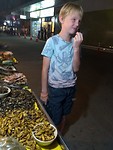 Arik eet insecten