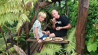 Eten in Bang Kachao, bij ons appartement