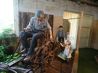23 Tawhibi Museum Aardappels rooien