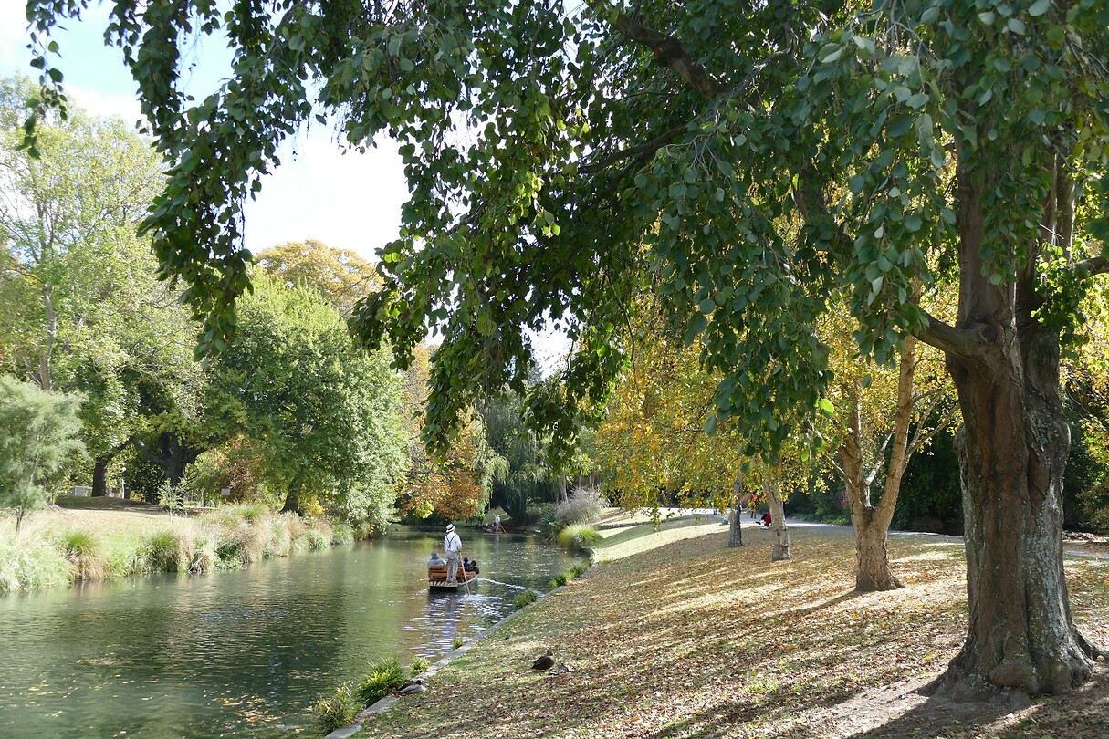 125 Botanic Gardens