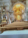 Een heel mooi interieur van een van de vele kerken in Innsbruck