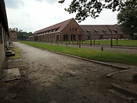Een van de barakken
