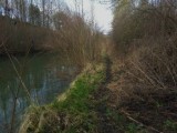 Vreselijk smal pad langs het kanaal