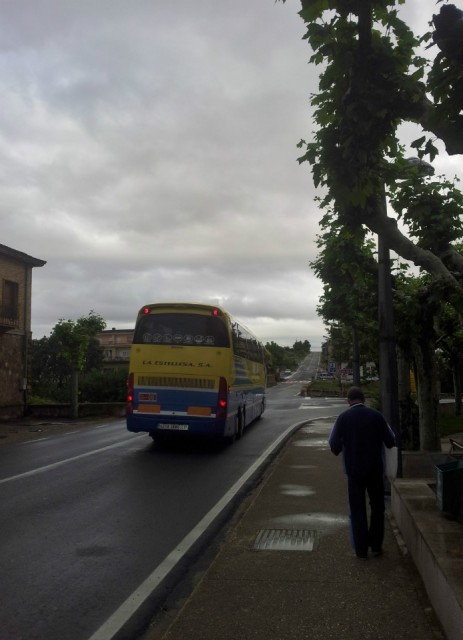 Daar gaat de bus