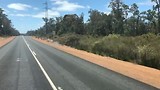 Reis je heel even met me mee? Dit is de highway 1 tussen Busselton en Denmark.