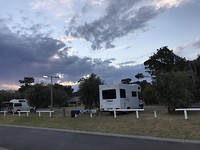 op de campsite hier voor zonsondergang, prachtige lucht
