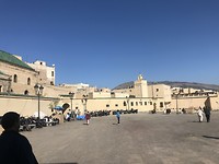 Uitzicht op plein vanuit Medina