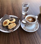 Genieten van een café machiato
