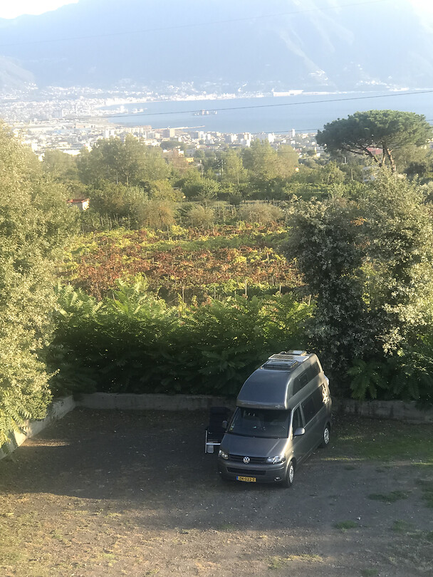Vanaf het dakterras, mijn camper