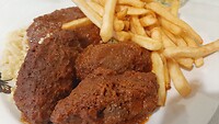 Tzoutzoukakia oftewel ballekes in tomatensaus