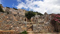 Wandelen op het eiland Spinalonga