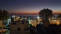 Theo Sunset Bay hotel