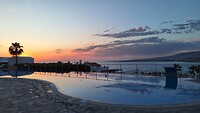 Theo Sunset Bay hotel