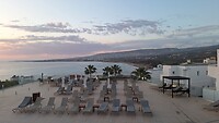 Theo Sunset Bay hotel