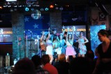 Allemaal live artiesten, hier in de Honky Tonk Bar