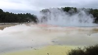 Artists Pallet, met daarachter Champagne Pool